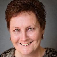 Associate Professor Penny Back staff profile picture