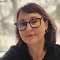 Dr Collette Bromhead staff profile picture