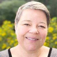 Dr Karen Harris staff profile picture